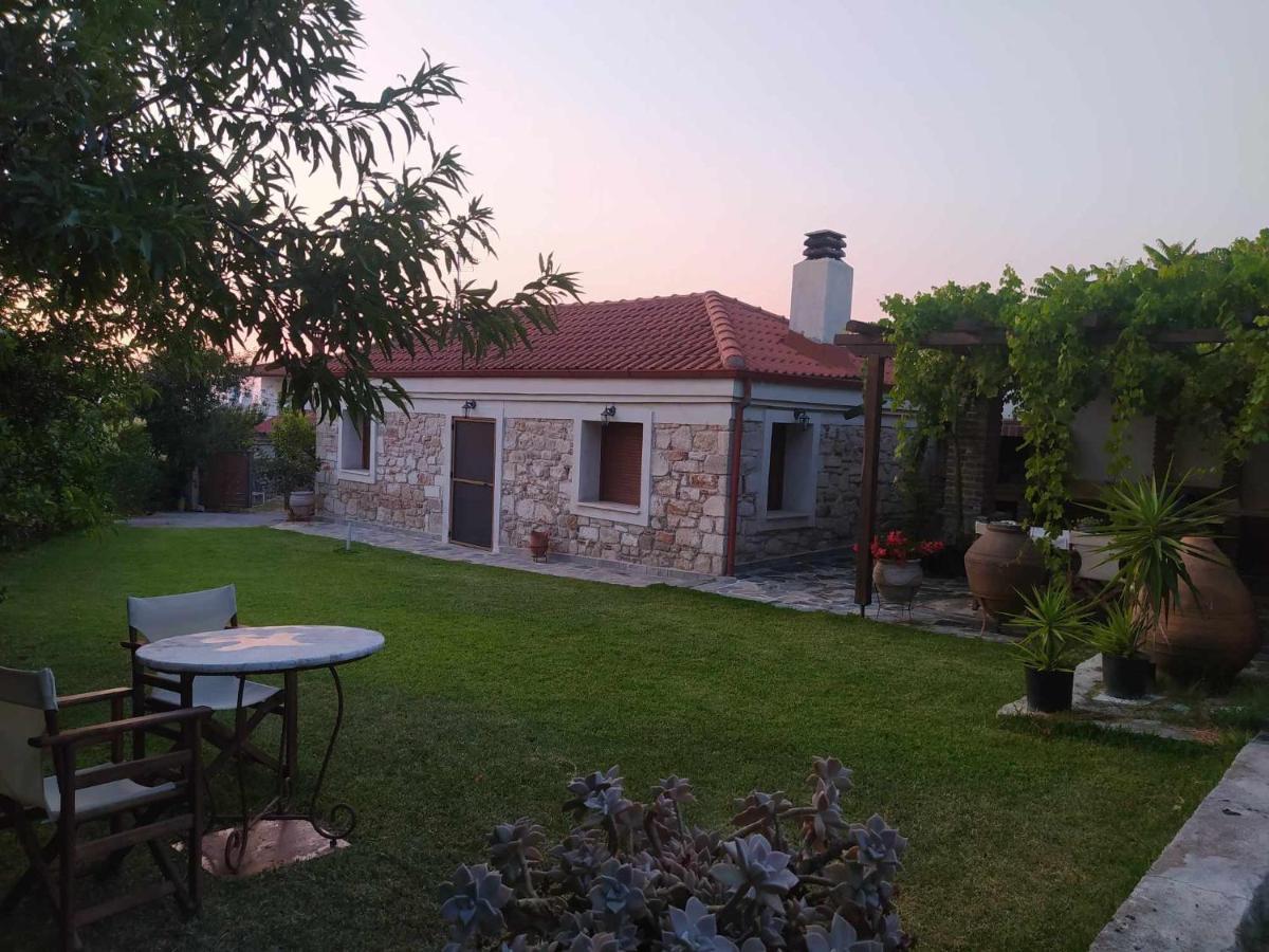 Garden House Kristi Villa Посиди Екстериор снимка