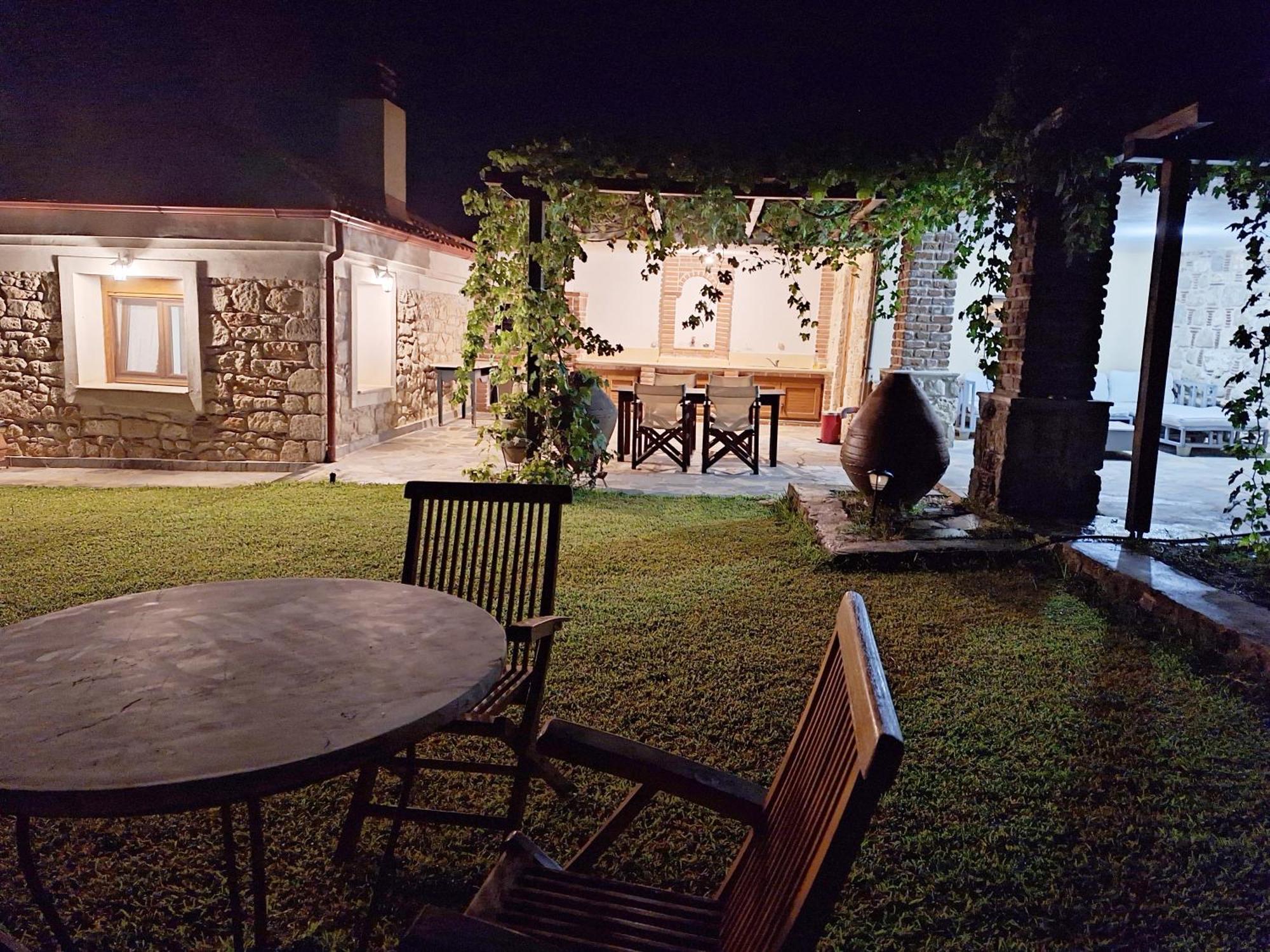 Garden House Kristi Villa Посиди Екстериор снимка