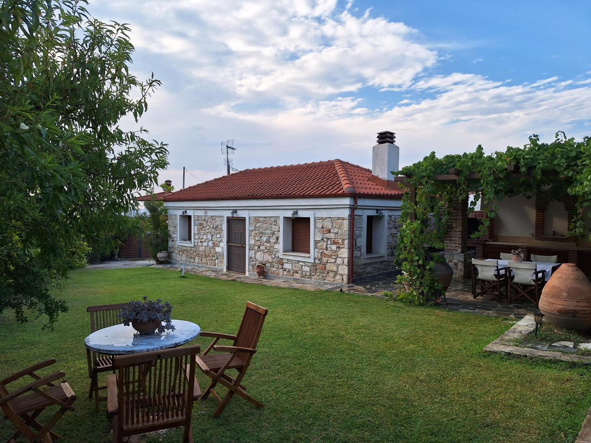 Garden House Kristi Villa Посиди Екстериор снимка